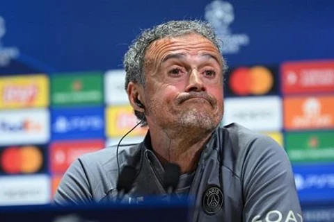 صباحك أوروبي.. الجماهير تصدم مدرب توتنهام.. إنريكي يدافع عن باريس.. ودورتموند يصطدم بالمجهول